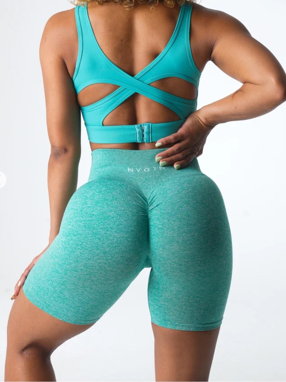 NWT NVGTN Turquoise Scrunch Seamless Shorts - Large